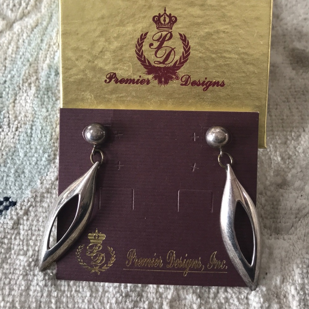 Premier Designs “Deco” Earrings - Picture 4 of 7